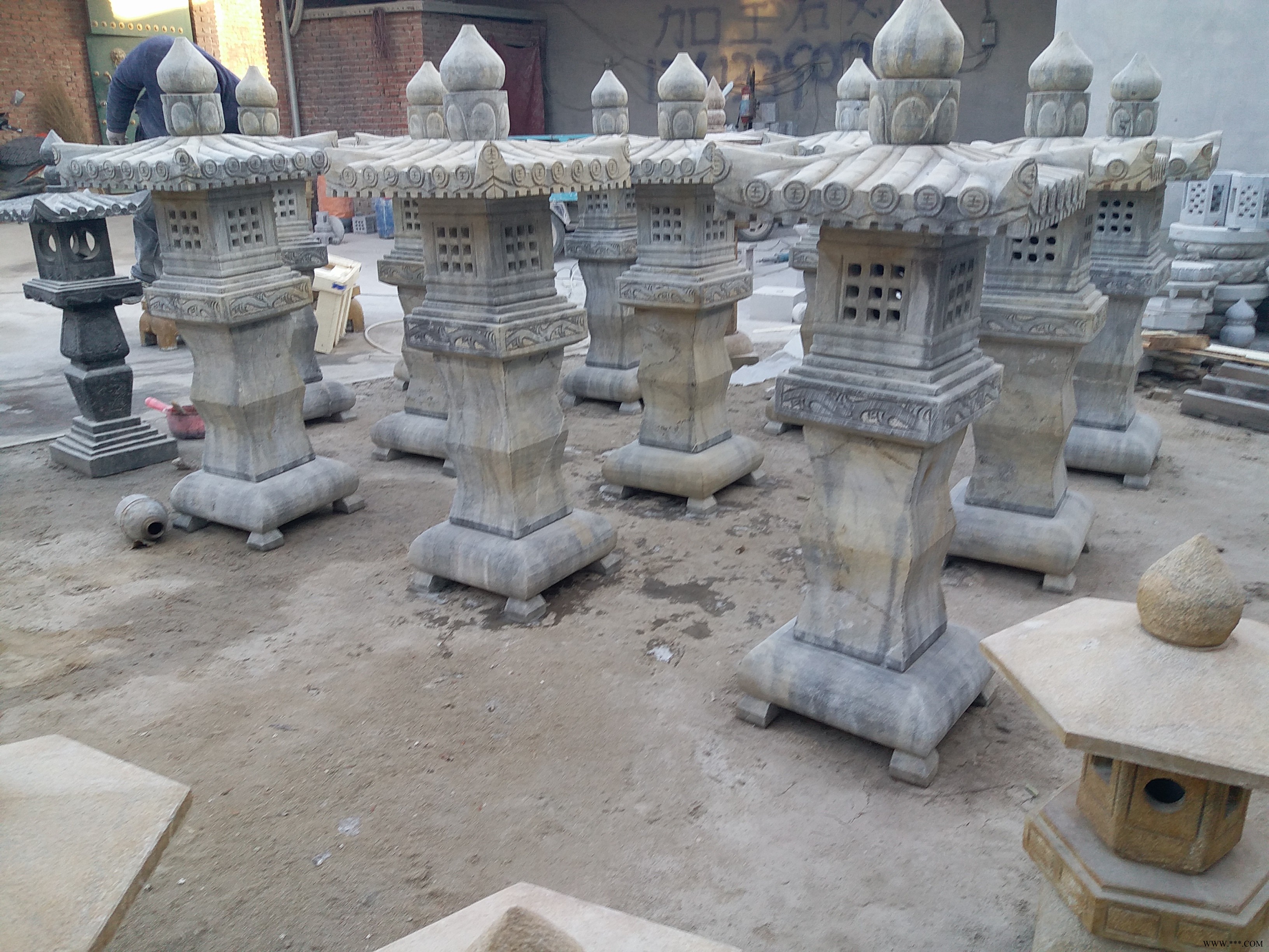 诺涵雕塑中式草坪灯石雕艺术灯制作批发景观灯图1