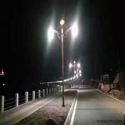 哈密地区巴里坤路灯厂家LED道路路灯价格8米9米10米YR0119永瑞生产