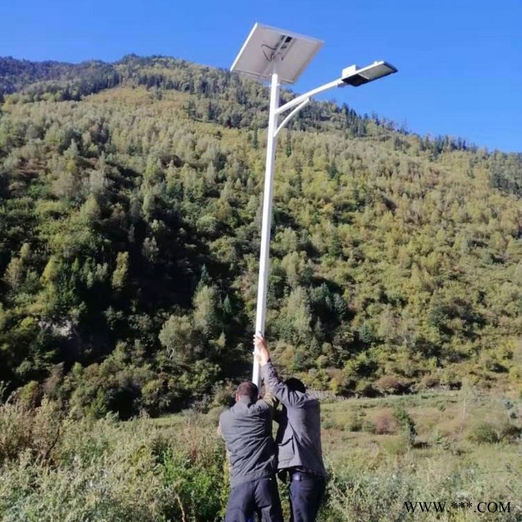 单双臂大功率路灯定制,锂电高亮度LED灯头,大连太阳能一体路灯厂家订做,英谷光电图1