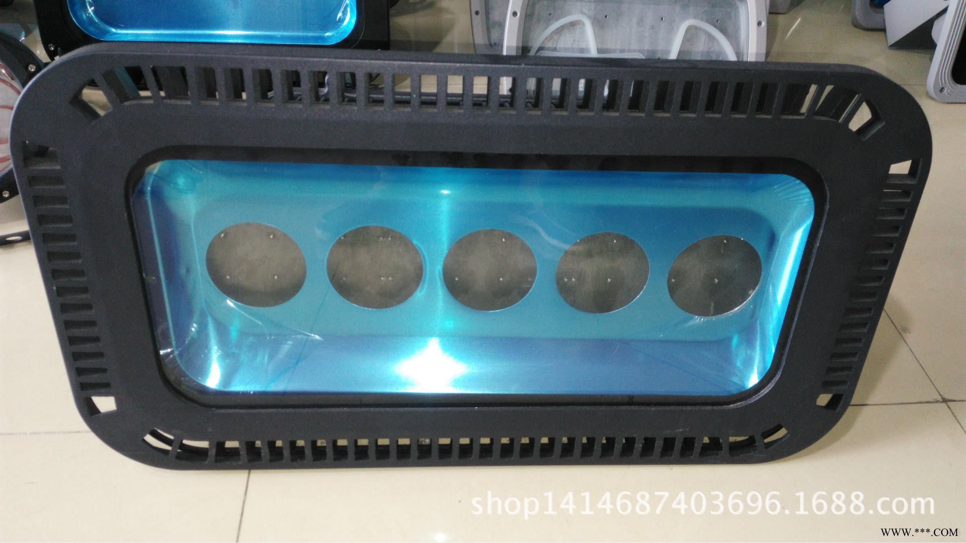 厂家直销高品质LED 大功率250W投光灯  泛光灯外壳图1