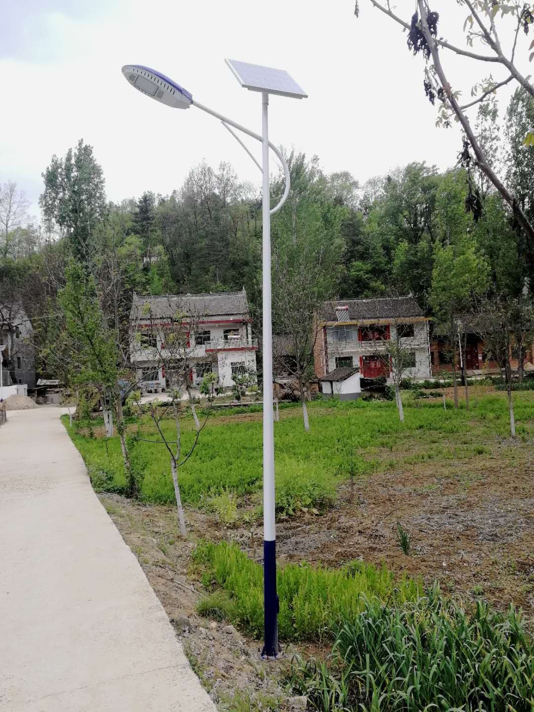 怀化太阳能投光灯质量保证图1