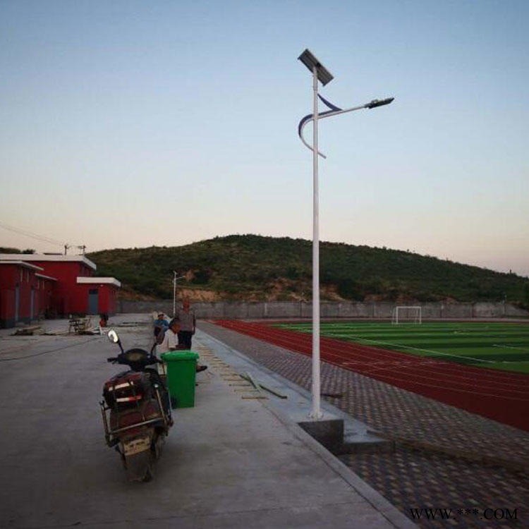 厂家直销一体化路灯,30w50w路灯灯头报价,秦皇岛太阳能路灯不同价位可选图1