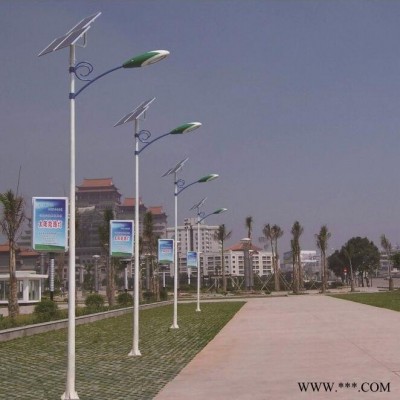 张家口太阳能路灯厂家,农村常用水泥杆路灯定制加工,6米30w挑臂路灯,3米太阳能庭院灯直供
