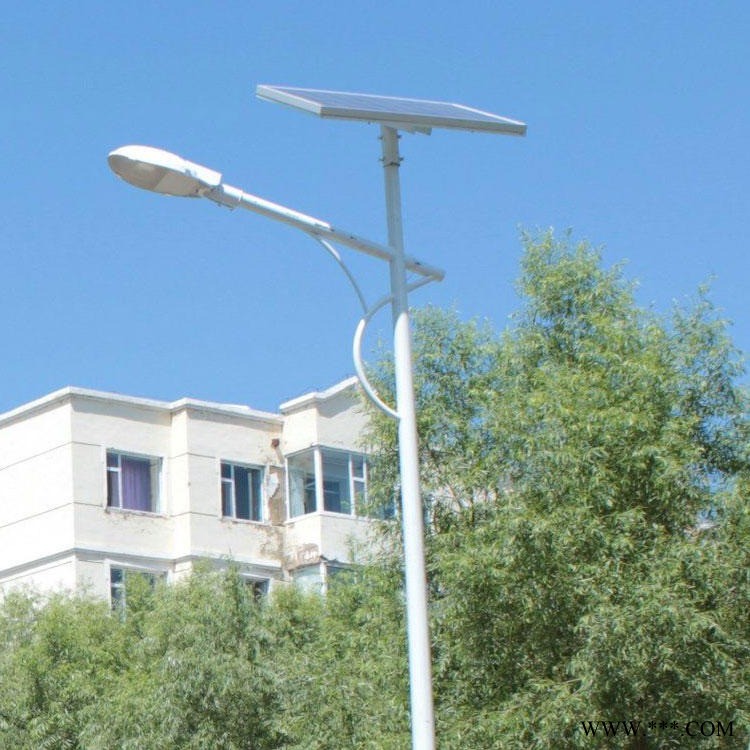 智能一体化太阳能路灯供应,农村拆迁改造抱箍路灯批发,30w小金豆路灯灯头现货出售图1