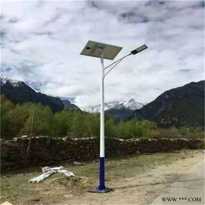 兴诺路灯 太阳能路灯厂家抱箍路灯50w太阳能灯质保三年