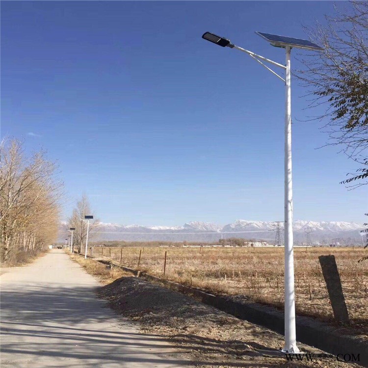 郑州二七太阳能锂电池路灯丨一事一议项目丨光伏路灯图1