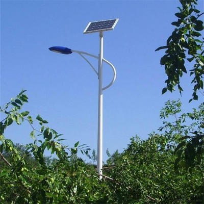 单臂路灯 太阳能路灯 公路照明路灯 价格优惠 太阳能单臂路灯