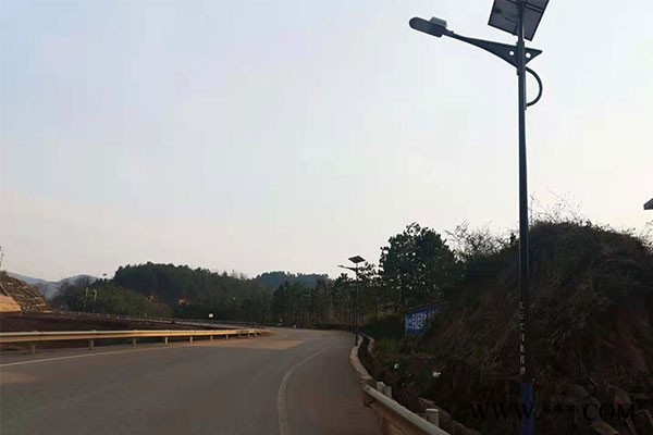 农村太阳能路灯价格-农村太阳能路灯-云南亮途源路灯销售图1