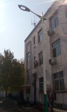晋中8米太阳能路灯-诚泰道路照明有限公司-8米太阳能路灯供应图1