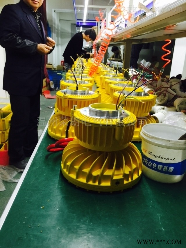 30WLED防爆灯图片 GF9035防爆工矿灯图1