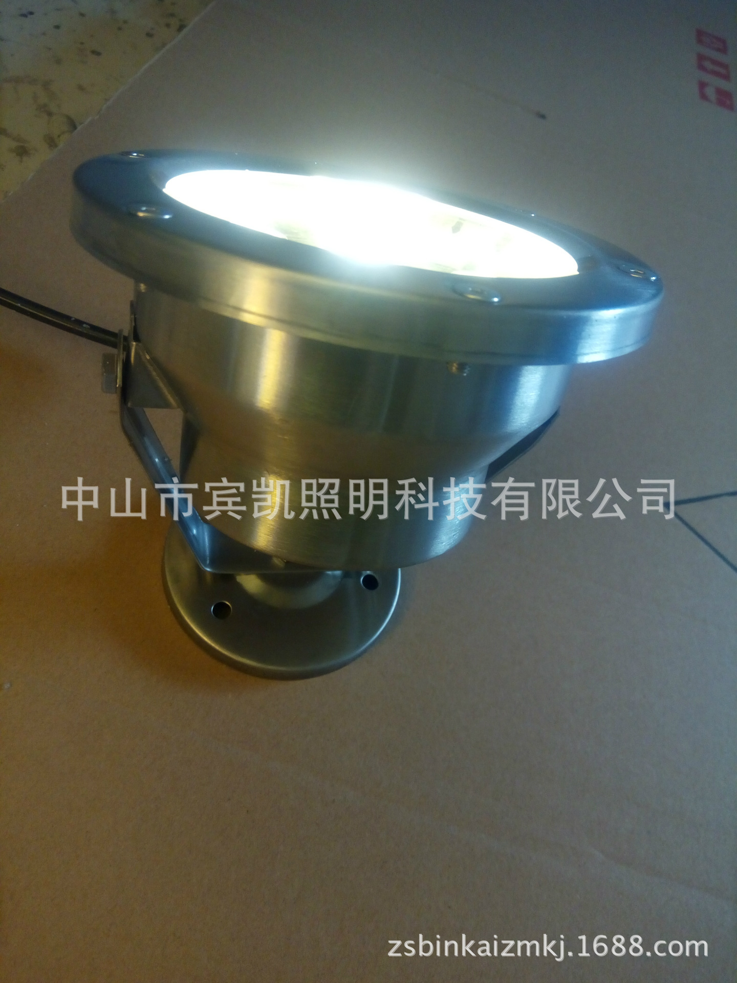 led不锈钢水底灯 LED水底灯 喷泉水底灯 七彩水底灯LED水底射灯示例图3