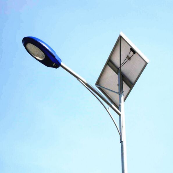 雄安新区6米80瓦路灯led太阳能 8米市电路灯led灯头	 村里用抱箍路灯