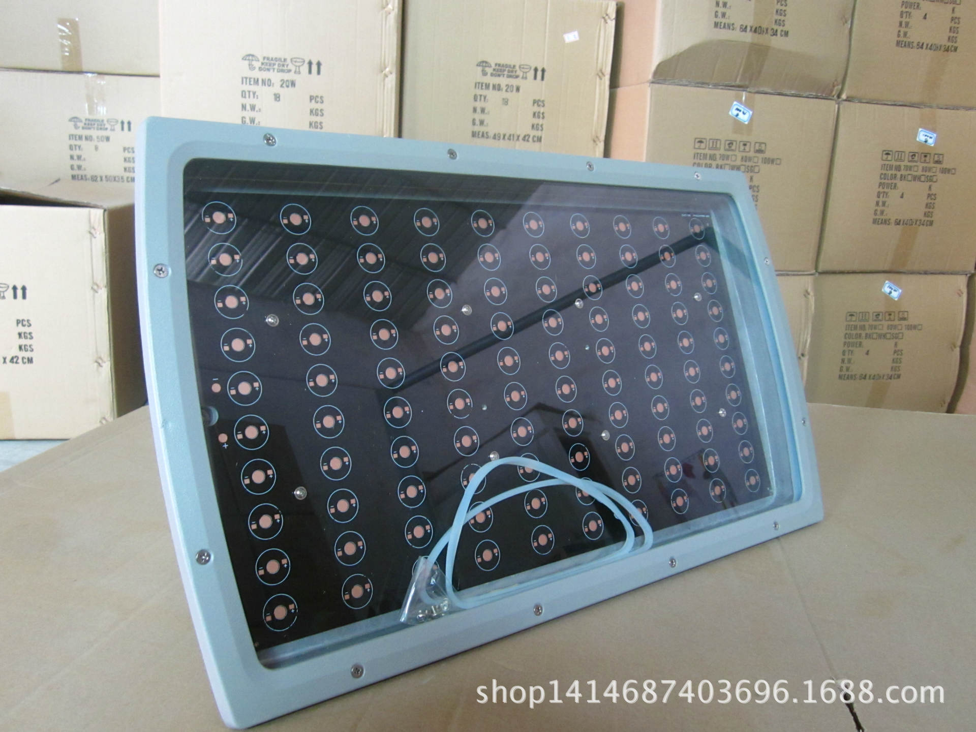 特价促销高品质LED大功力 36w78W100W单颗平板投光灯泛光灯外壳示例图9