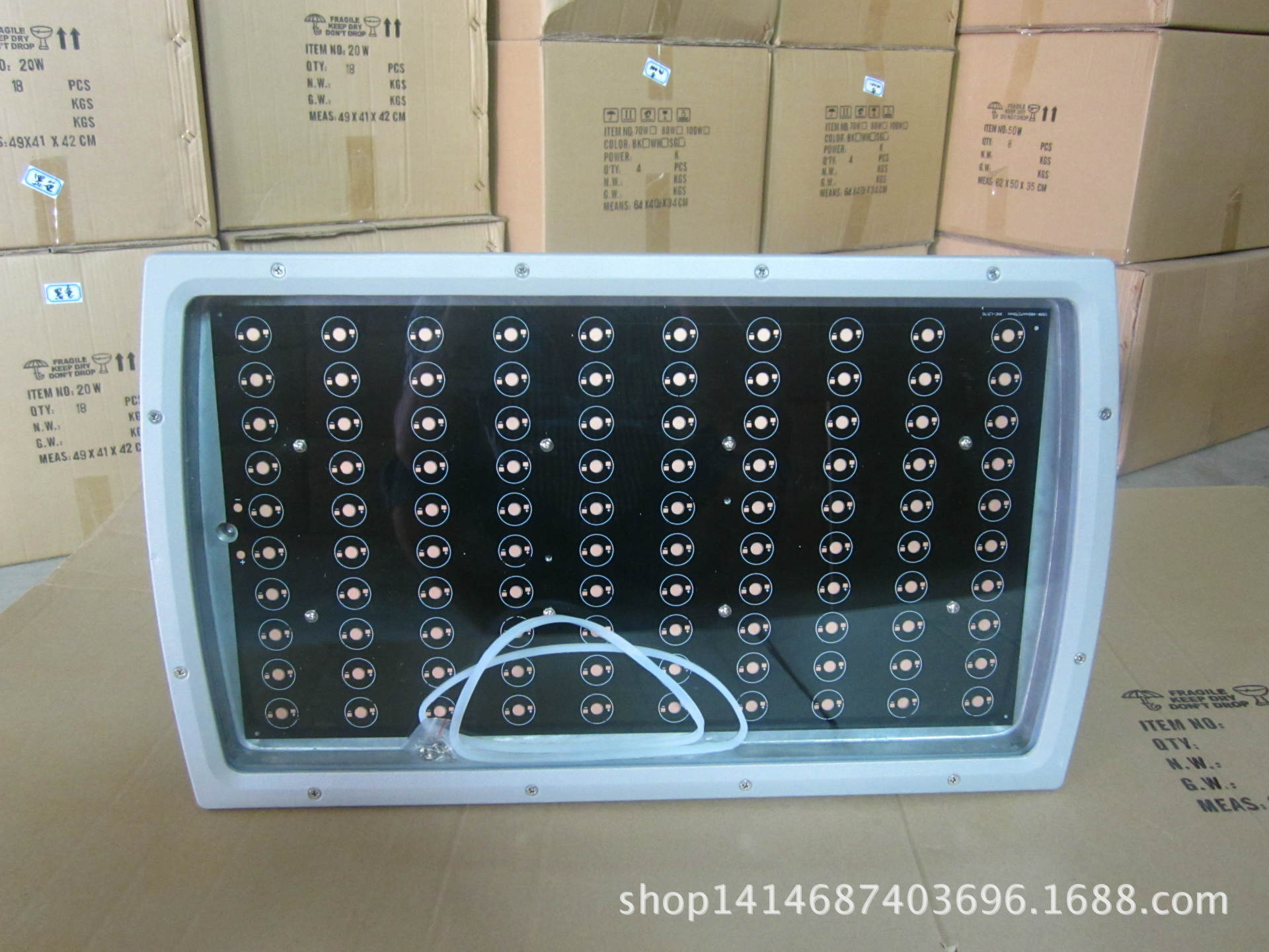 特价促销高品质LED大功力 36w78W100W单颗平板投光灯泛光灯外壳示例图8