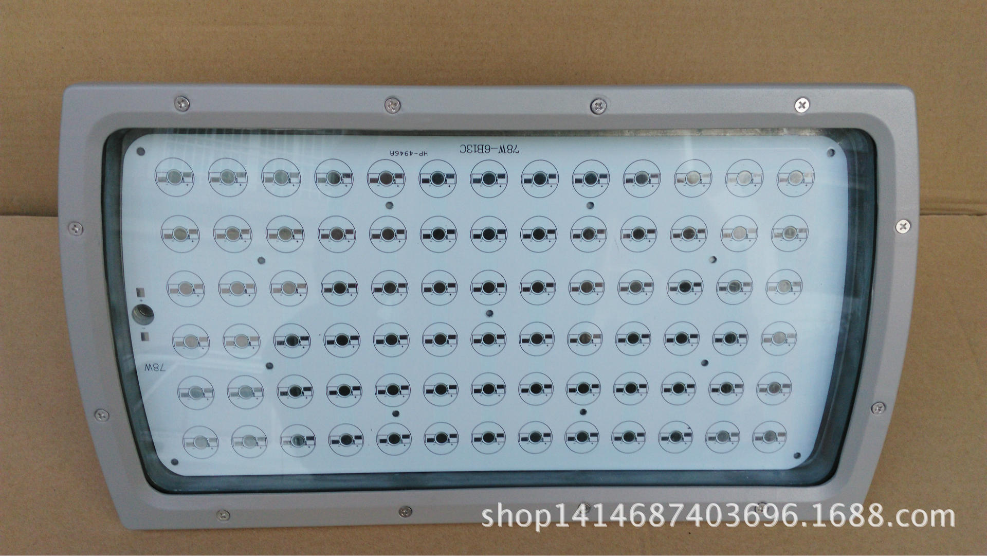 特价促销高品质LED大功力 36w78W100W单颗平板投光灯泛光灯外壳示例图5
