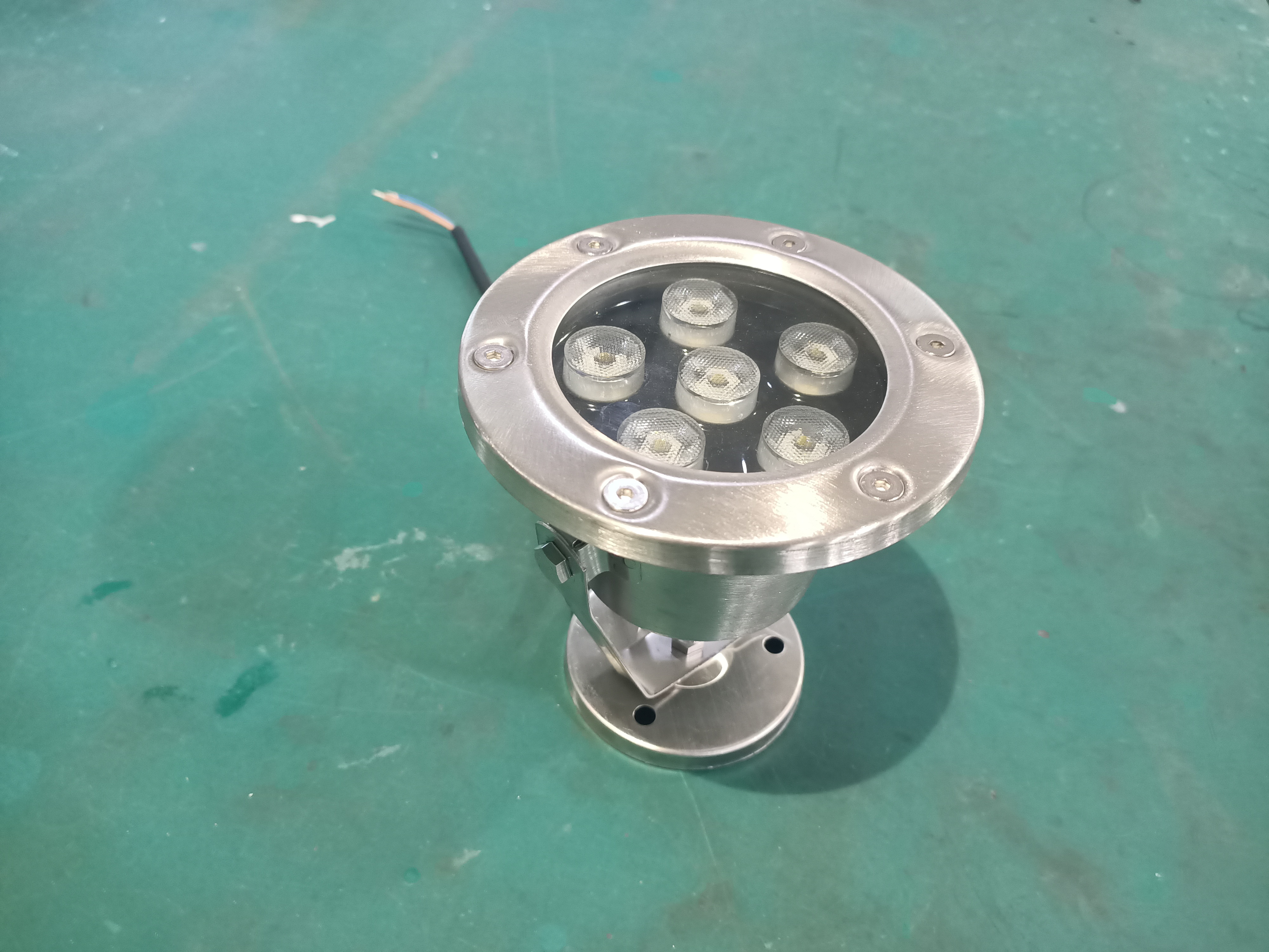 海口LED水下灯量大优惠 宾凯照明LED水景灯