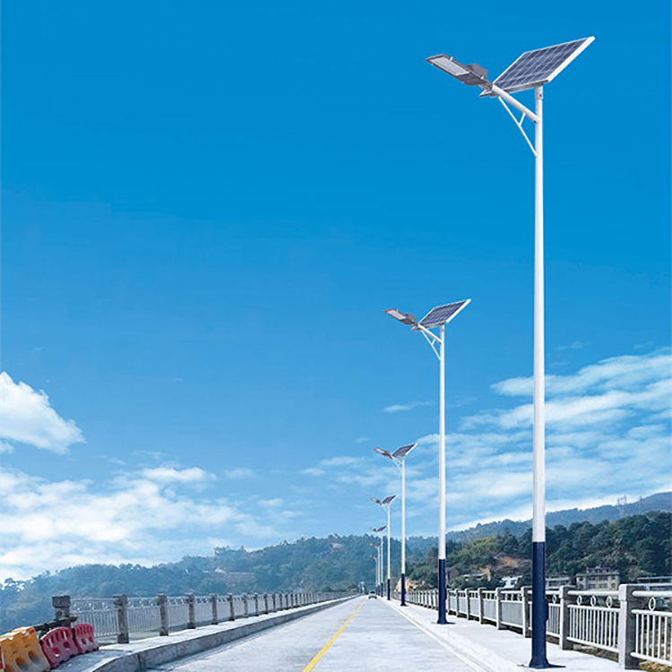 太阳能节能路灯生产厂家 金钟光电小区路灯 质量可靠