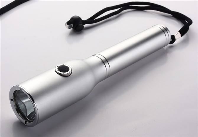 <strong><strong><strong>紫光照明YJ1010固态微型强光防爆电筒</strong></strong></strong>