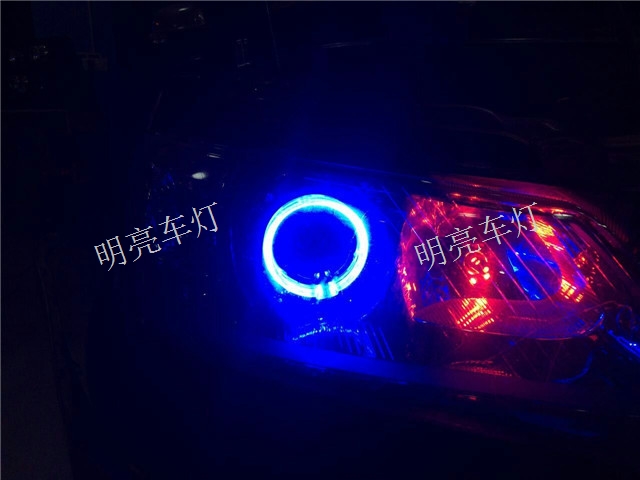云南昆明专业改装汽车车灯
