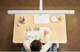 美的照明重磅突破！轻松光技术落地，CFF定义护眼照明新标准